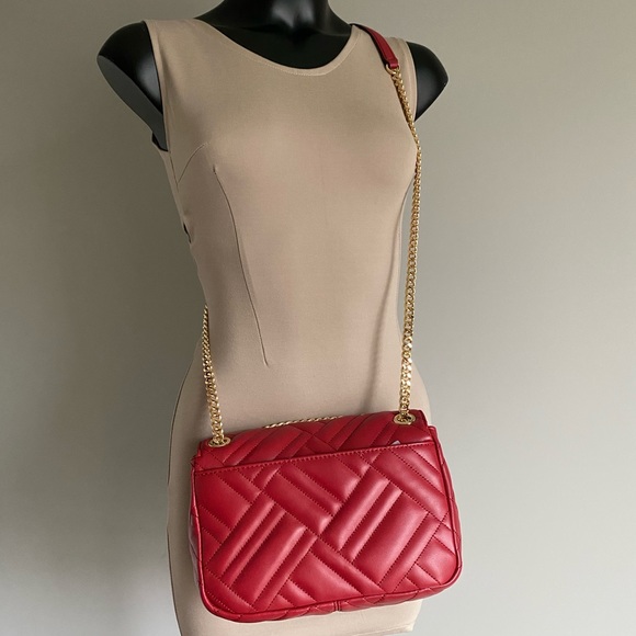 MK Peyton Med Shoulder Flap - Picture 5 of 9